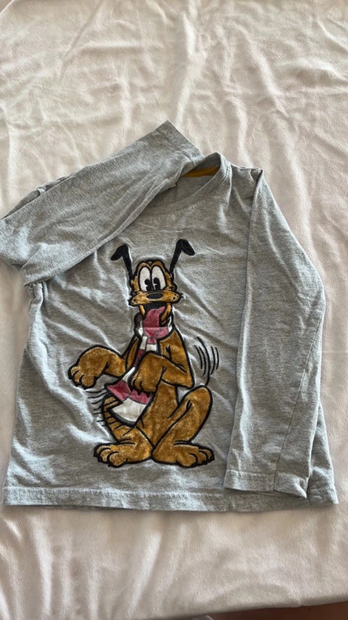 Tee-shirt manches longues pluto Disney