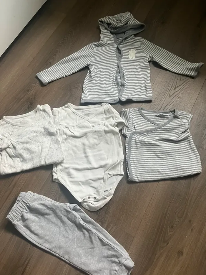 Lot 5 pièces