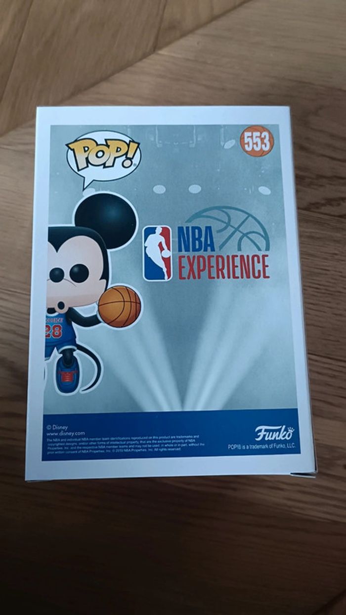 Funko pop Mickey Basketball 553 - photo numéro 2