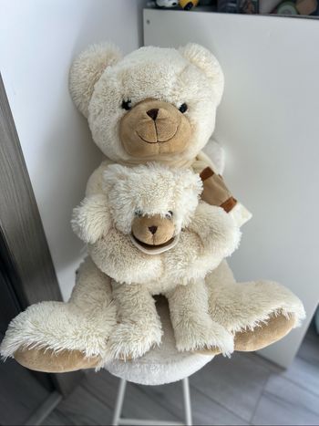 Maman peluche avec bébé