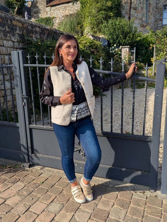 Chemise Saumur noir/écru à motifs
Taille S/M - photo numéro 5