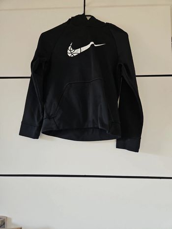Pull Nike