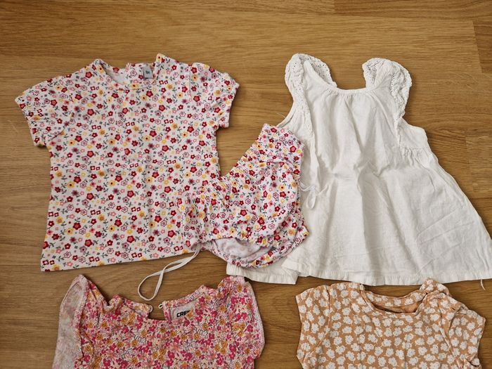 Lot 6 t-shirts 6 mois - photo numéro 2