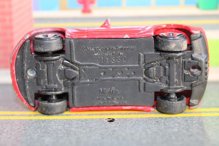 Maisto Chevrolet corvette stingray - photo numéro 10