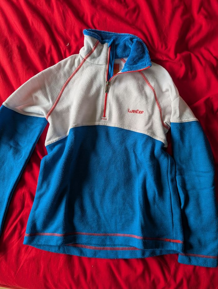 Lot de pulls et gilets - photo numéro 2