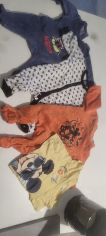 Lot pyjama disney baby
