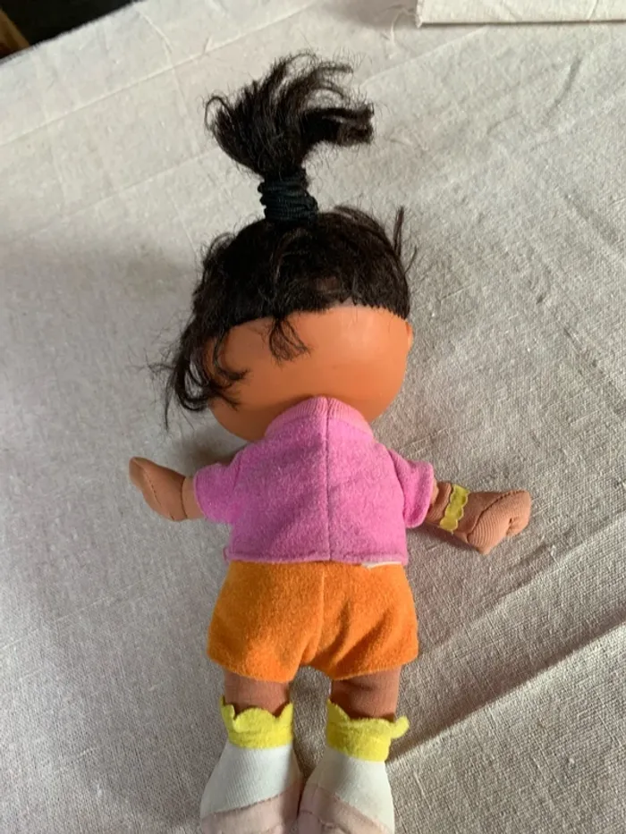 Poupée dora - photo numéro 3