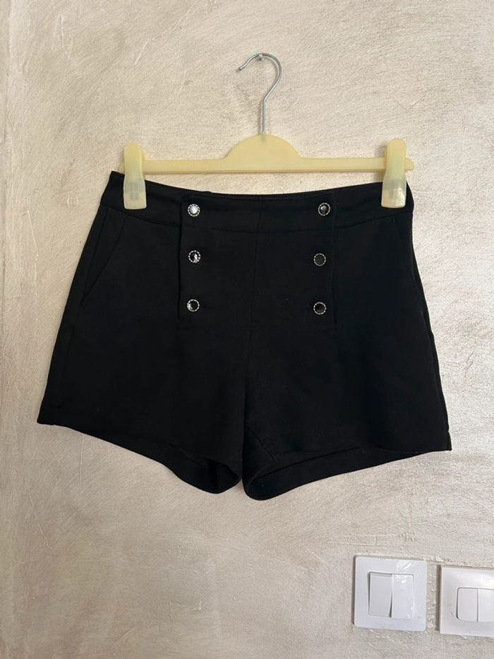 Short noir chic taille XS - photo numéro 2