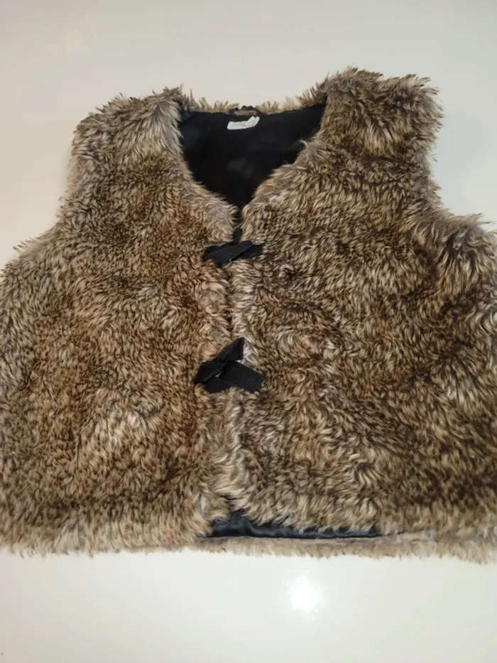 Gilet fourrure sans manches orchestra 14 ans