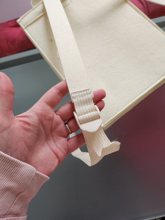 Très Joli Sac à dos Licorne Idéal pour la maternelle ou la crèche - photo numéro 3