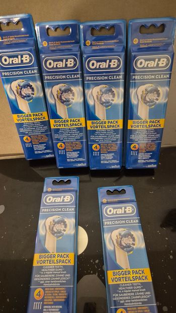 Oral b
