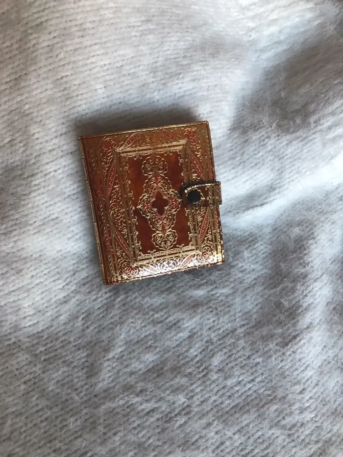 porte feuille atypique