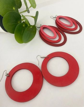 Lot 2 paires de boucles d’oreilles rouges