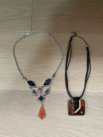 2 colliers plastrons tons orange/marron