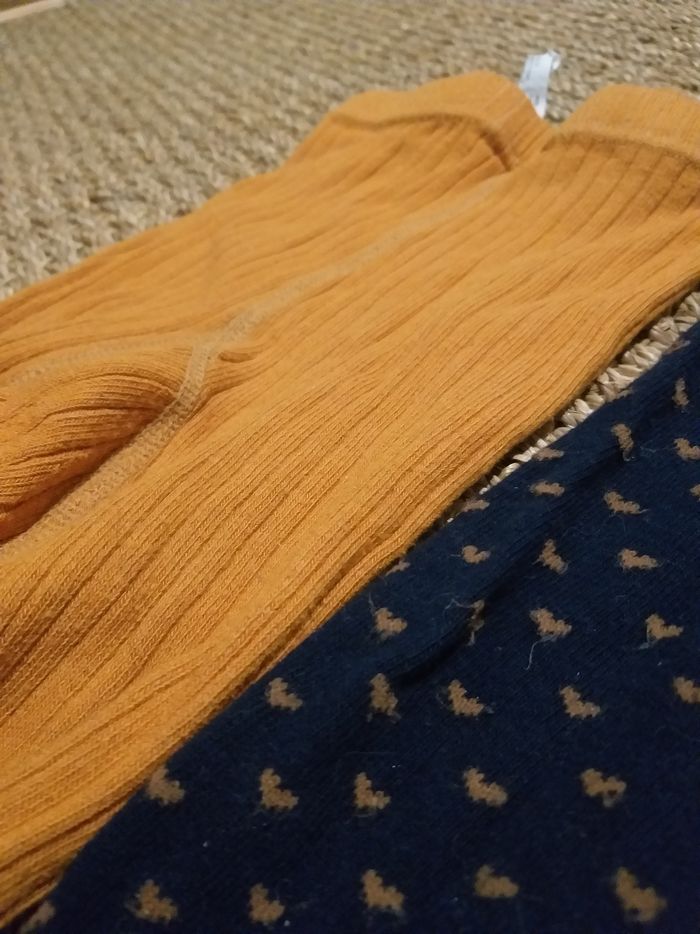 2 collants Monoprix 31 34 jaune et bleu larine à cœurs jaunes - photo numéro 2