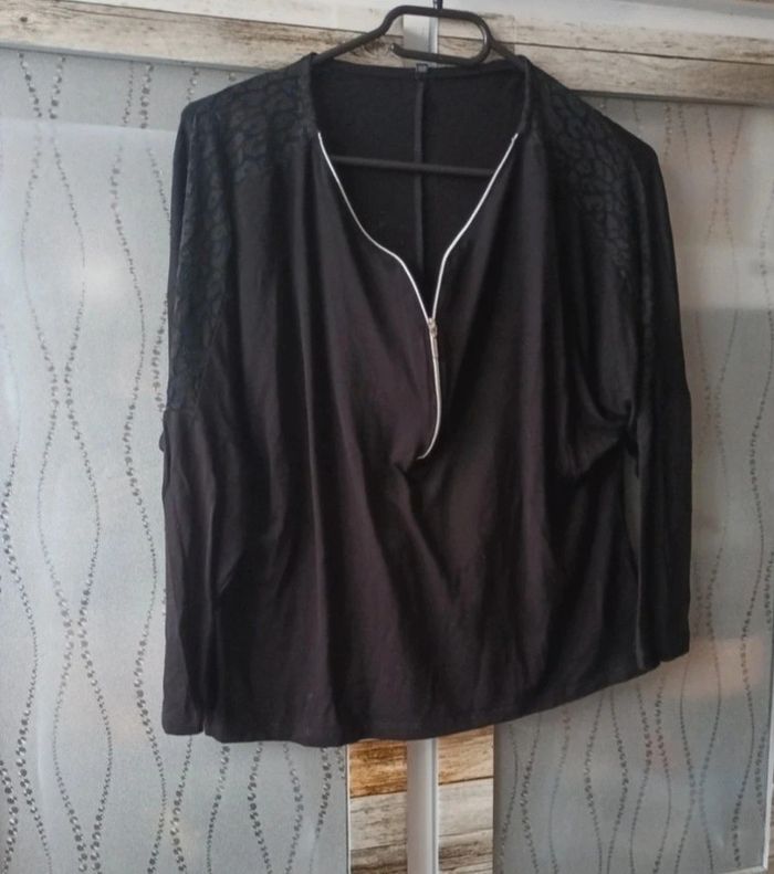 Blouse dentelle taille 38