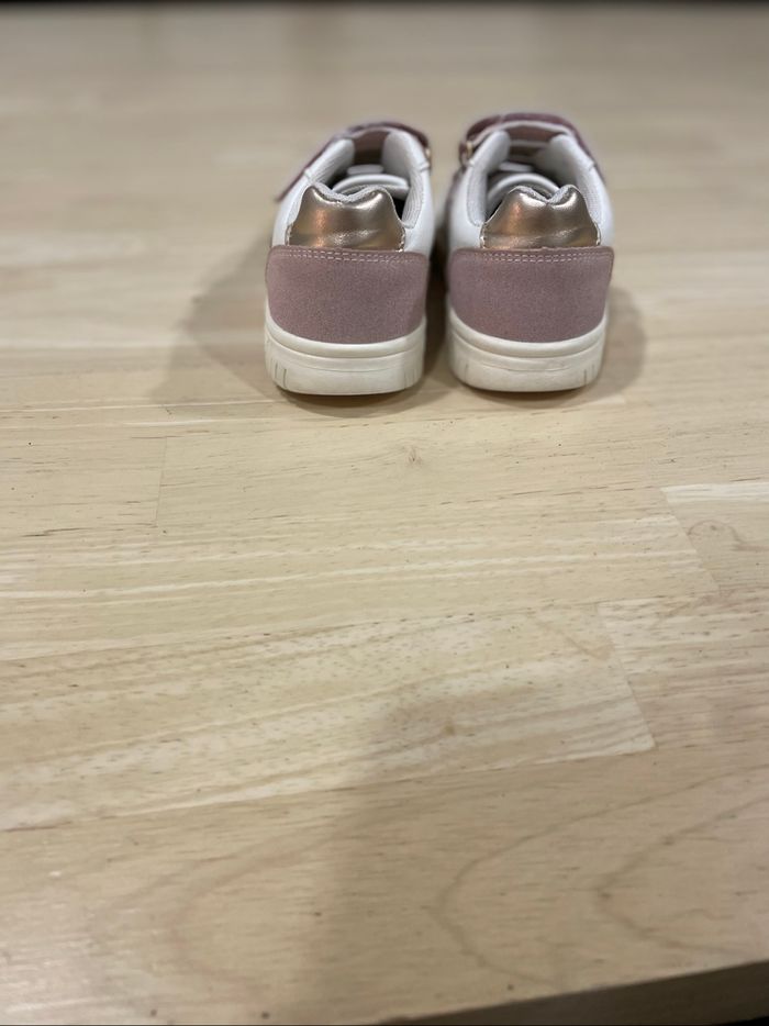 Baskets pointure 28 - photo numéro 3