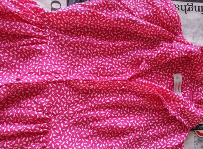 Top peplum manches courtes taille 38 - photo numéro 9