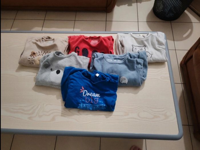 Vend pyjama garçon