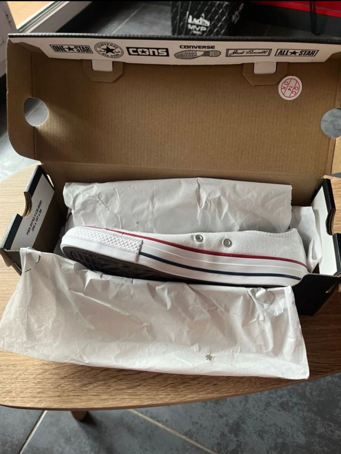 Converse blanche - photo numéro 3