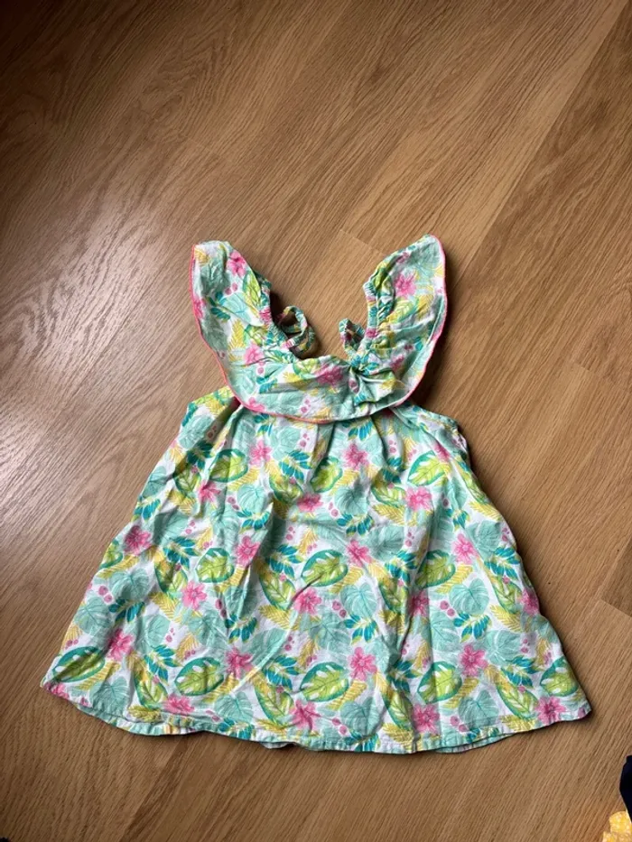 Lot vêtements fille 10 ans - photo numéro 2