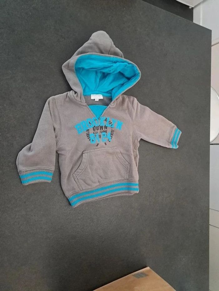 Sweat à capuche