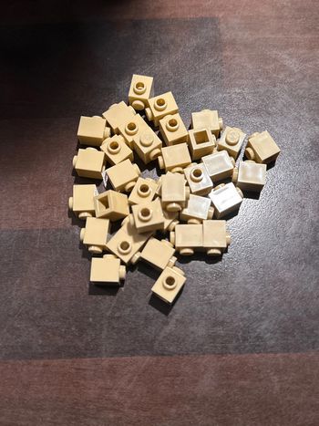 20 Brick Lego, Modified 1 x 1 with Stud on Side ref 87087 Tan