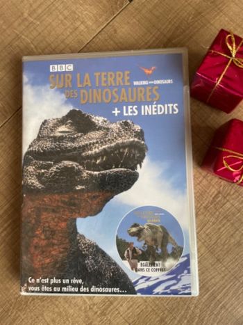 2DVD( 6 fois 30mn) »sur la terre des dinosaure &des inédits »