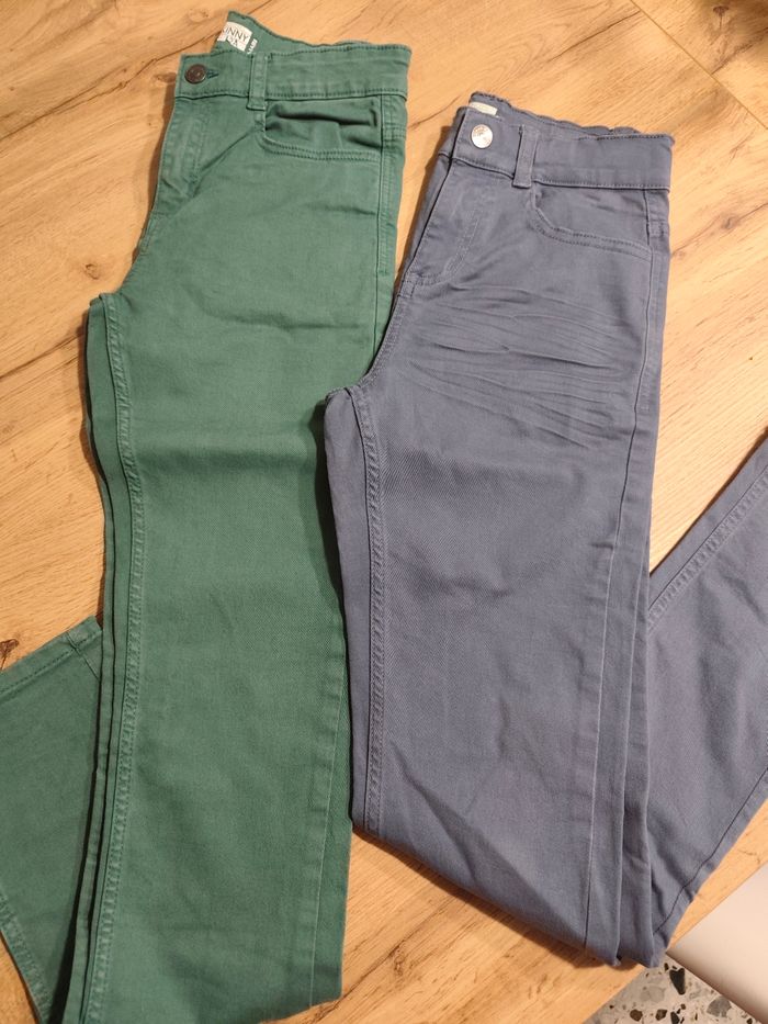 Lot de 2 pantalons taille 12 ans - photo numéro 2