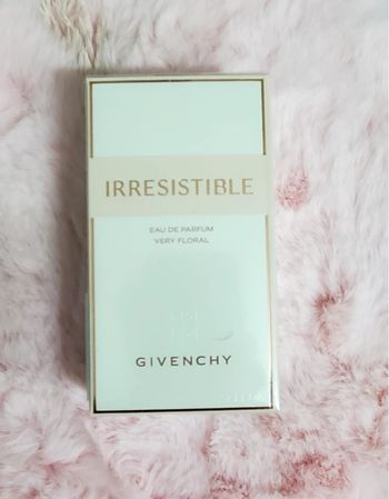 Irrésistible givenchy 