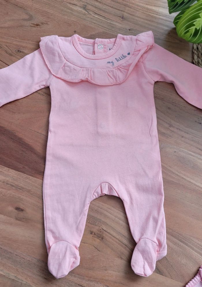 Lot de 2 pyjama Kiabi 1 mois - photo numéro 10