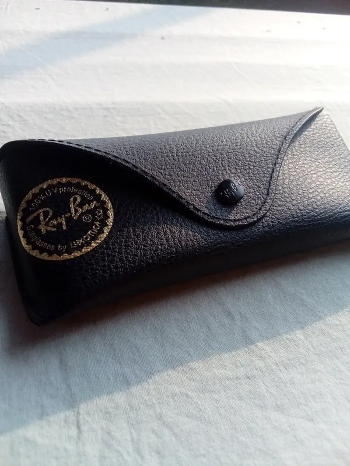 Étui de protection lunettes ray ban - photo numéro 3