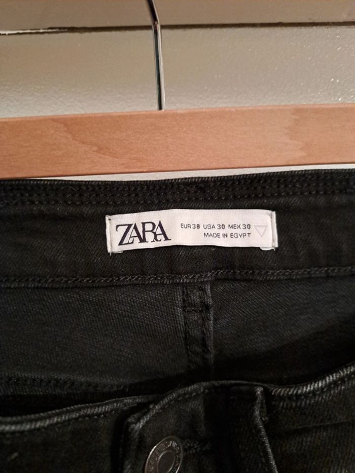 Jean troué noir T38 #isacorbashomme - photo numéro 2