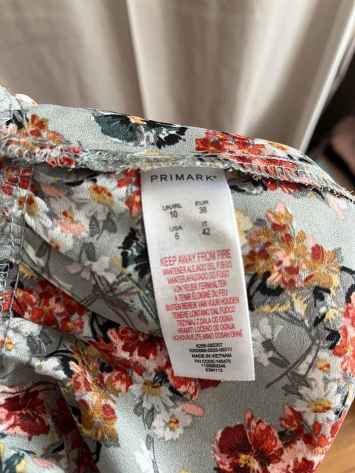 Blouse fleurie primark taille 38 - photo numéro 3