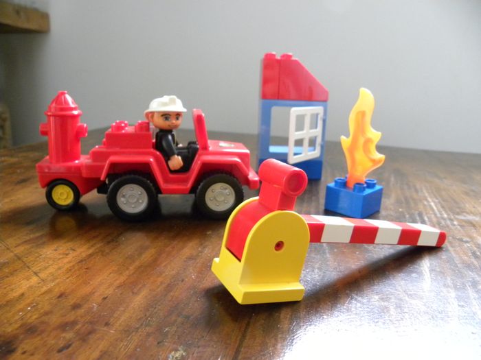 LEGO Duplo Ensemble Pompier - photo numéro 10