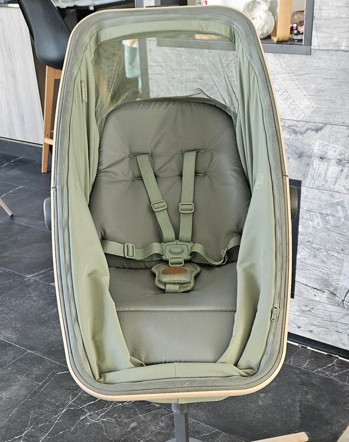 Maxi cosi alba + plateau repas - photo numéro 3