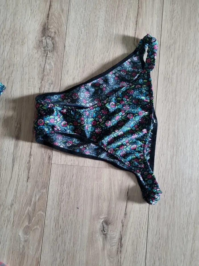 Maillot de bain fleuri etam - photo numéro 4
