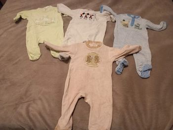 Pyjamas Taille 12 mois