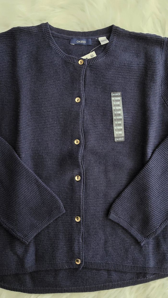 NEUF (non porté)🏷😍🤩🩷superbe  gilet 10 ans fille 😍🤩🩷 - photo numéro 3