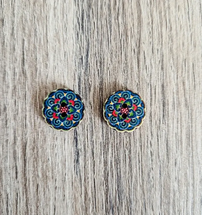 Lot de 2 boutons en bois vintage
