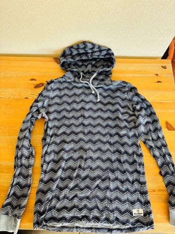 Sweat à capuche à rayures