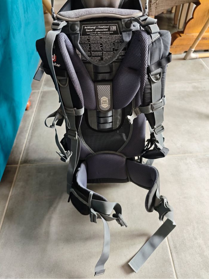 Porte bébé randonnée deuter - photo numéro 2