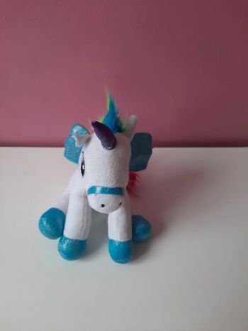 Peluche licorne