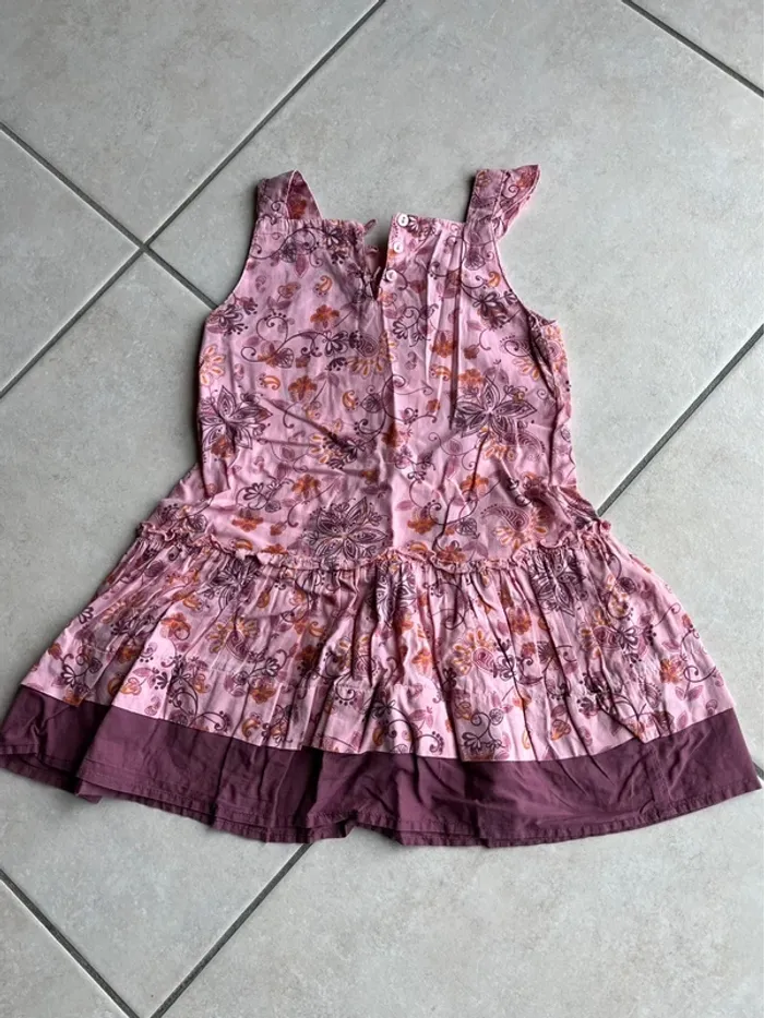 Robe brodée - photo numéro 2