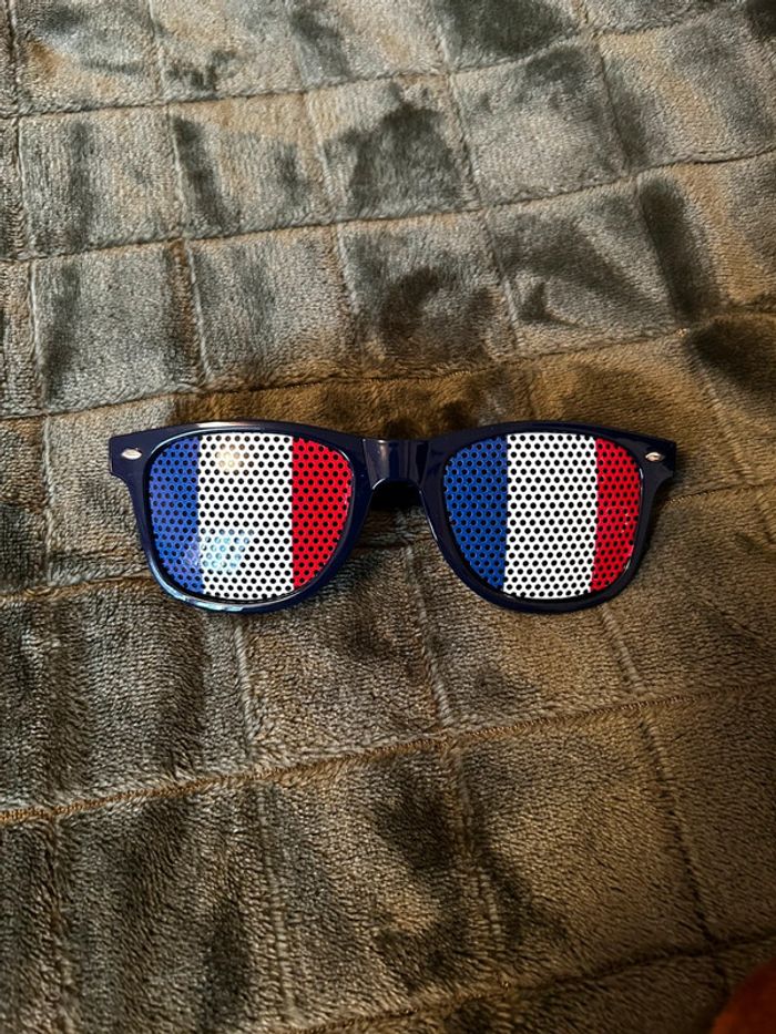 Lunettes de soleil bleu blanc rouge 🇫🇷