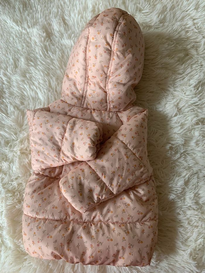 Manteau imperméable fleurs Kiabi bébé 9 m - photo numéro 4