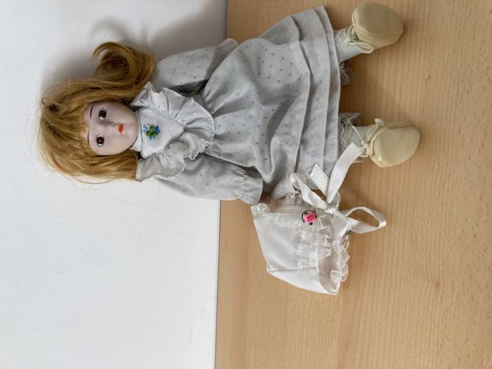 poupée porcelaine	vintage - photo numéro 2