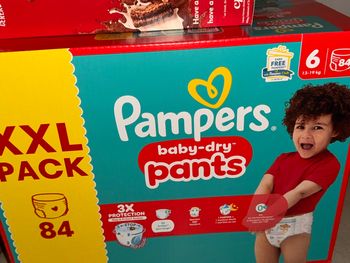 Couches Pampers pants