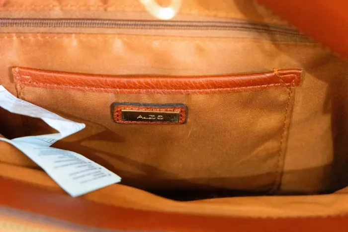 Sac Aldo Cuir marron ( Quelques défauts d'usure) - photo numéro 7