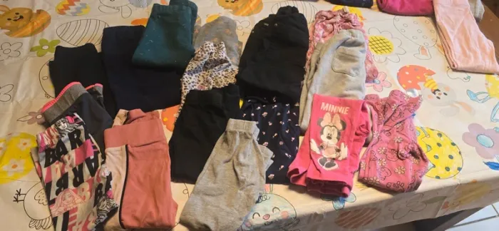 Lot pa talons 3/4 ans + 5 offerts car tachés